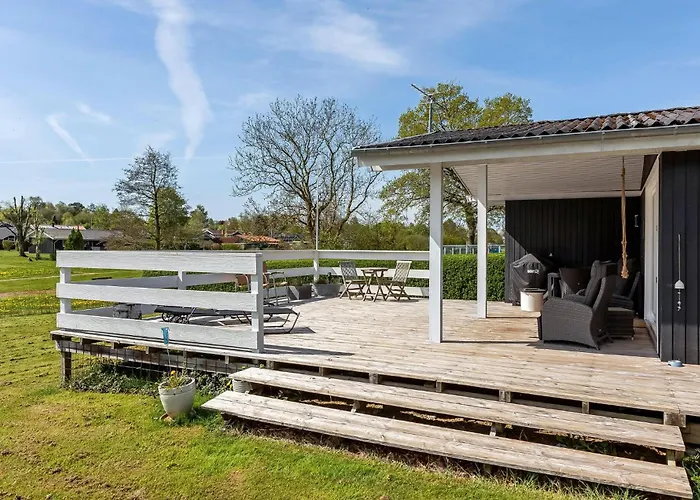 Amazing In With House A Panoramic View Feriehus Hejls