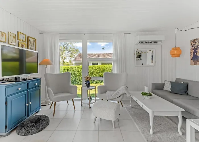 Amazing In With House A Panoramic View Feriehus