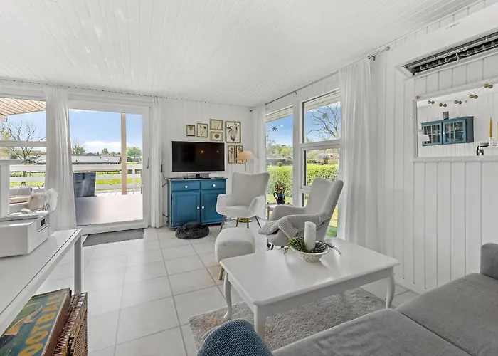 Feriehus Amazing In With House A Panoramic View