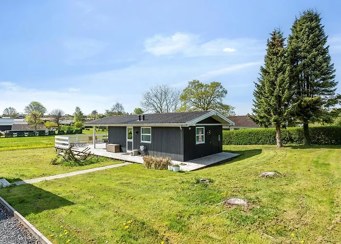 Feriehus Amazing In With House A Panoramic View